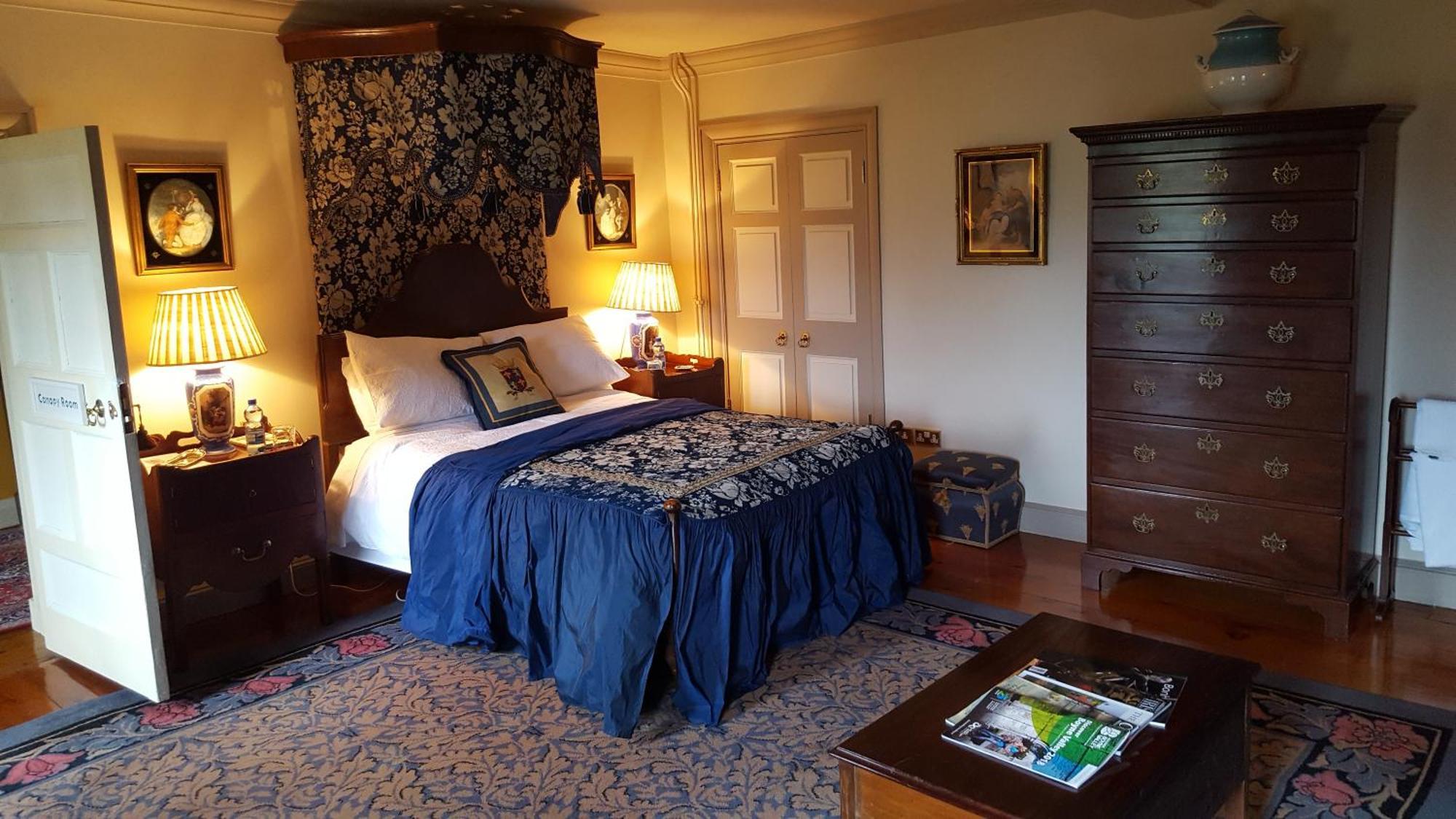 Collon House Bed & Breakfast Exterior photo